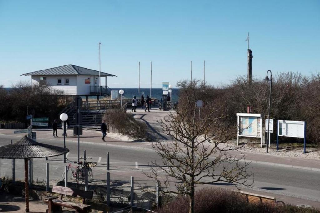 Fewo 08 Seemoewe Mit Blick Auf Salzhaff Und Ostsee 奥斯特巴德里克 外观 照片